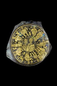 ゴールドボウルの破片、4世紀（ガラス）